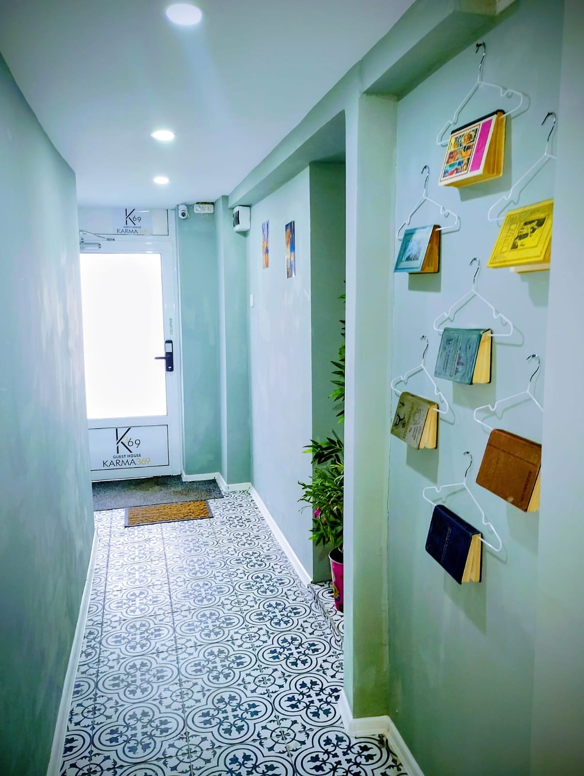 GuestHouse 4
